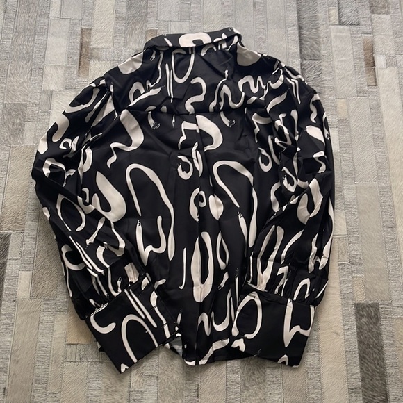Black n Cream Abstract Print Blouse - Picture 3 of 4